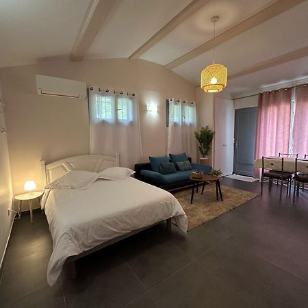 Studio Calme Et Agreable Avec Acces Jardin Partage Le Bar-sur-Loup Bagian luar foto